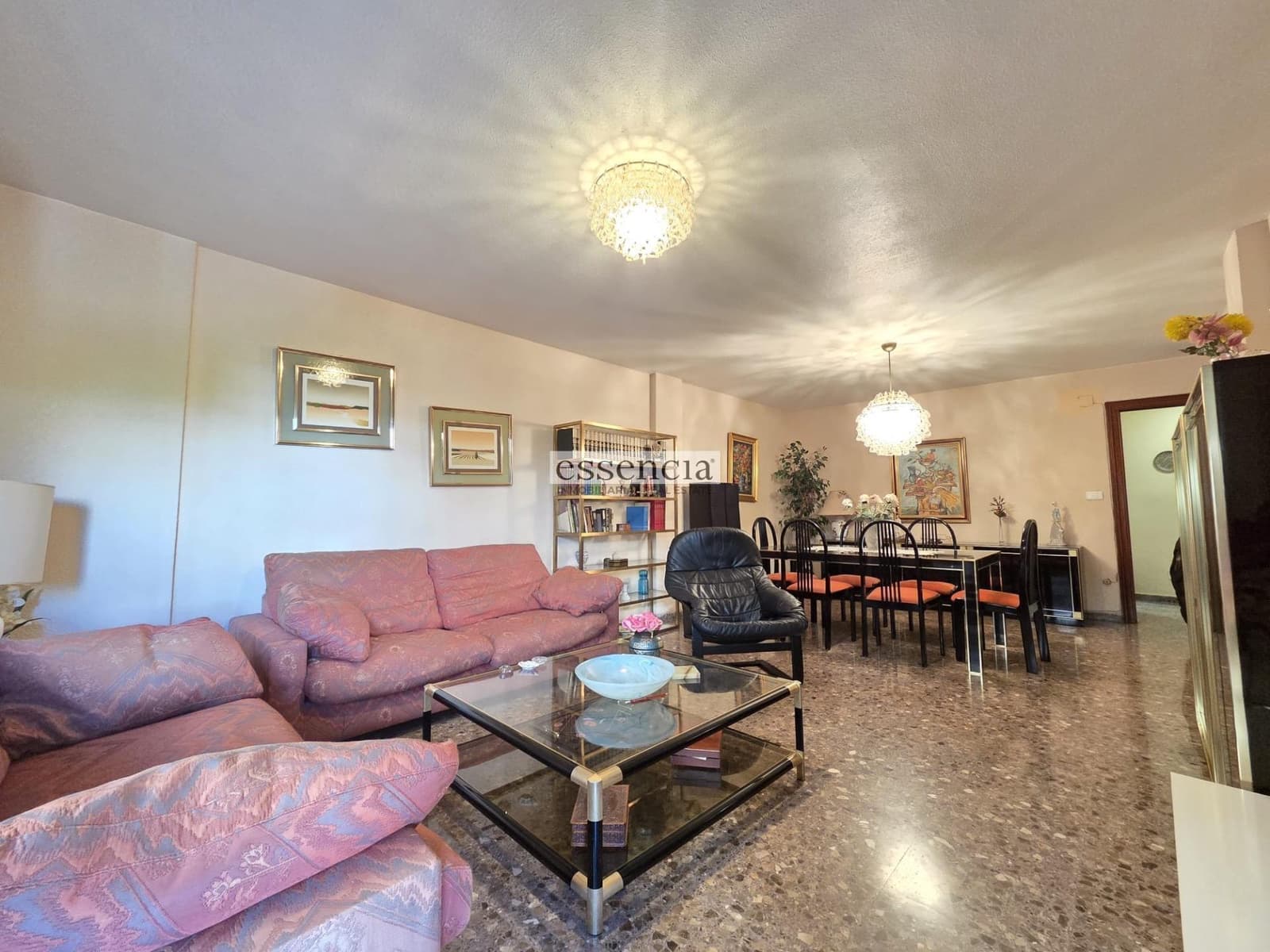 4 bedroom Flat for sale in Gandia with garage - € 294,900 (Ref: 9414033)