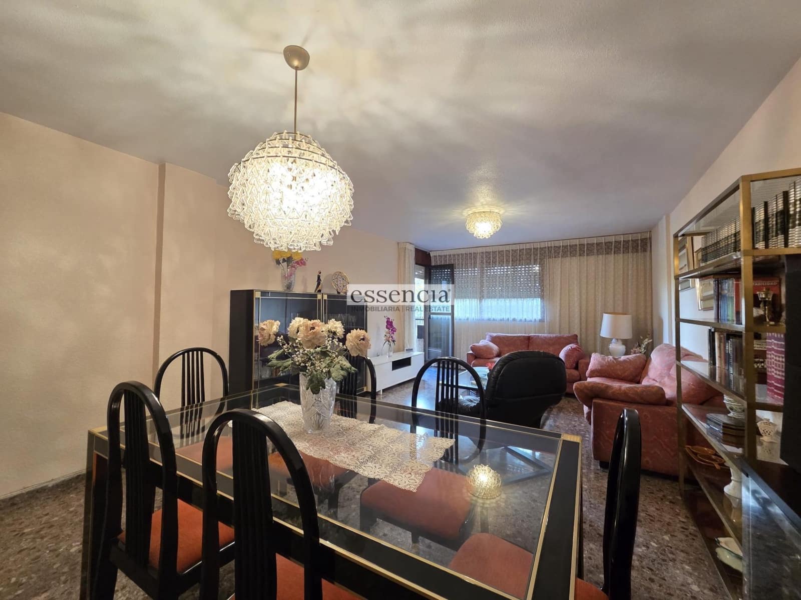 4 bedroom Flat for sale in Gandia with garage - € 294,900 (Ref: 9414033)