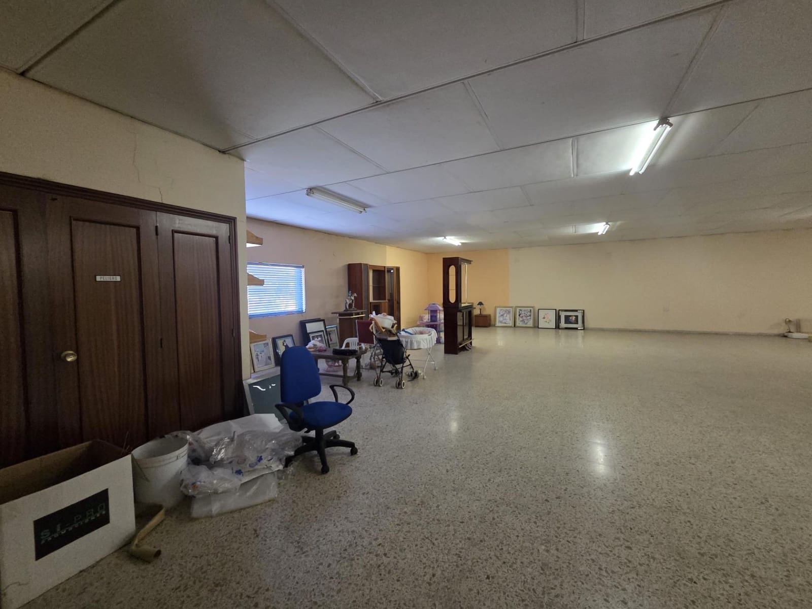 4 soveværelse Virksomhed til salg i Bocairent med garage - € 429.000 (Ref: 9419652)