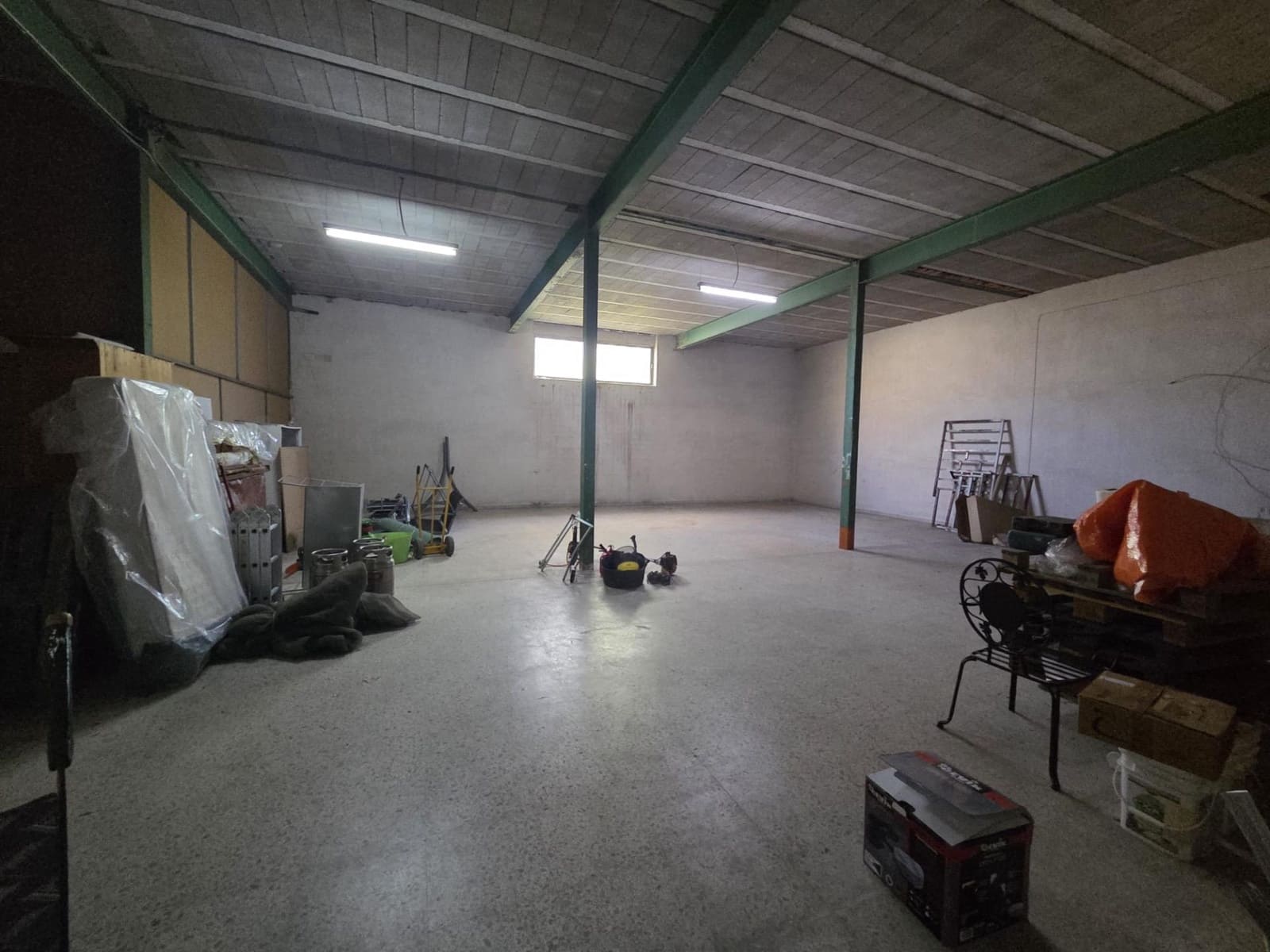 4 soveværelse Virksomhed til salg i Bocairent med garage - € 429.000 (Ref: 9419652)