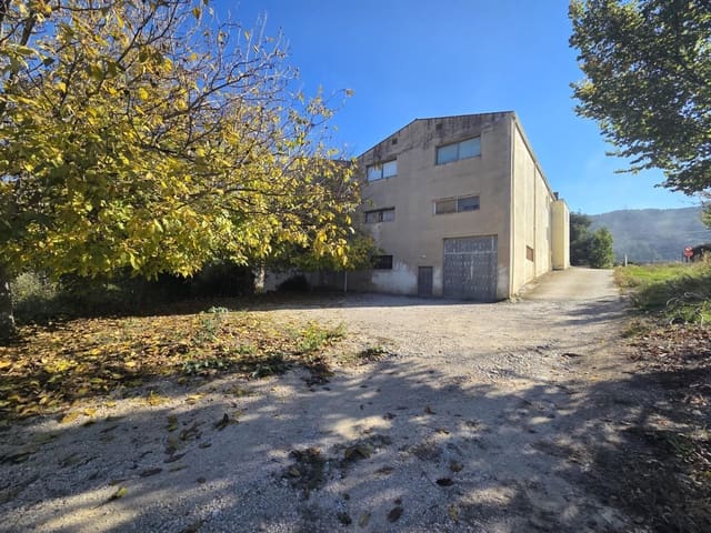 4 bedroom Business for sale in Bocairent with garage - € 429,000 (Ref: 9419652)