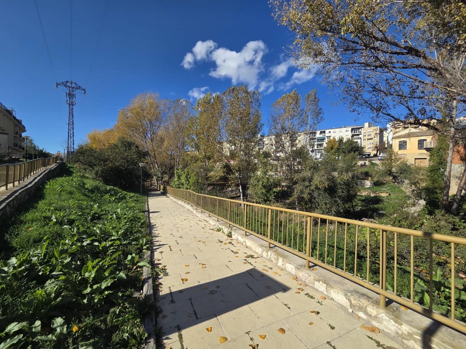 4 soveværelse Virksomhed til salg i Bocairent med garage - € 429.000 (Ref: 9419652)