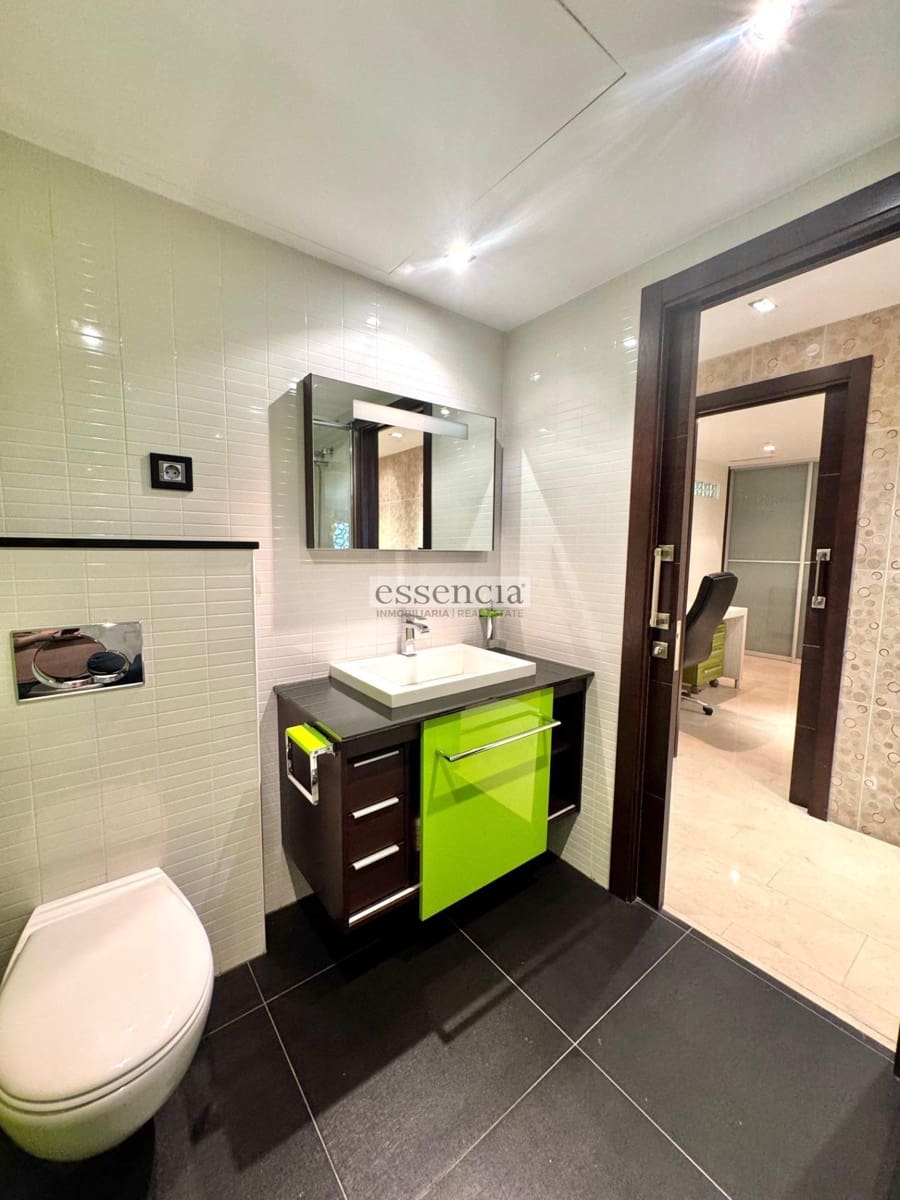 5 sovrum Lägenhet till salu i Gandia med garage - 460 000 € (Ref: 9437683)