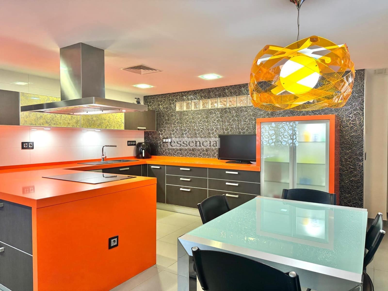 5 sovrum Lägenhet till salu i Gandia med garage - 460 000 € (Ref: 9437683)