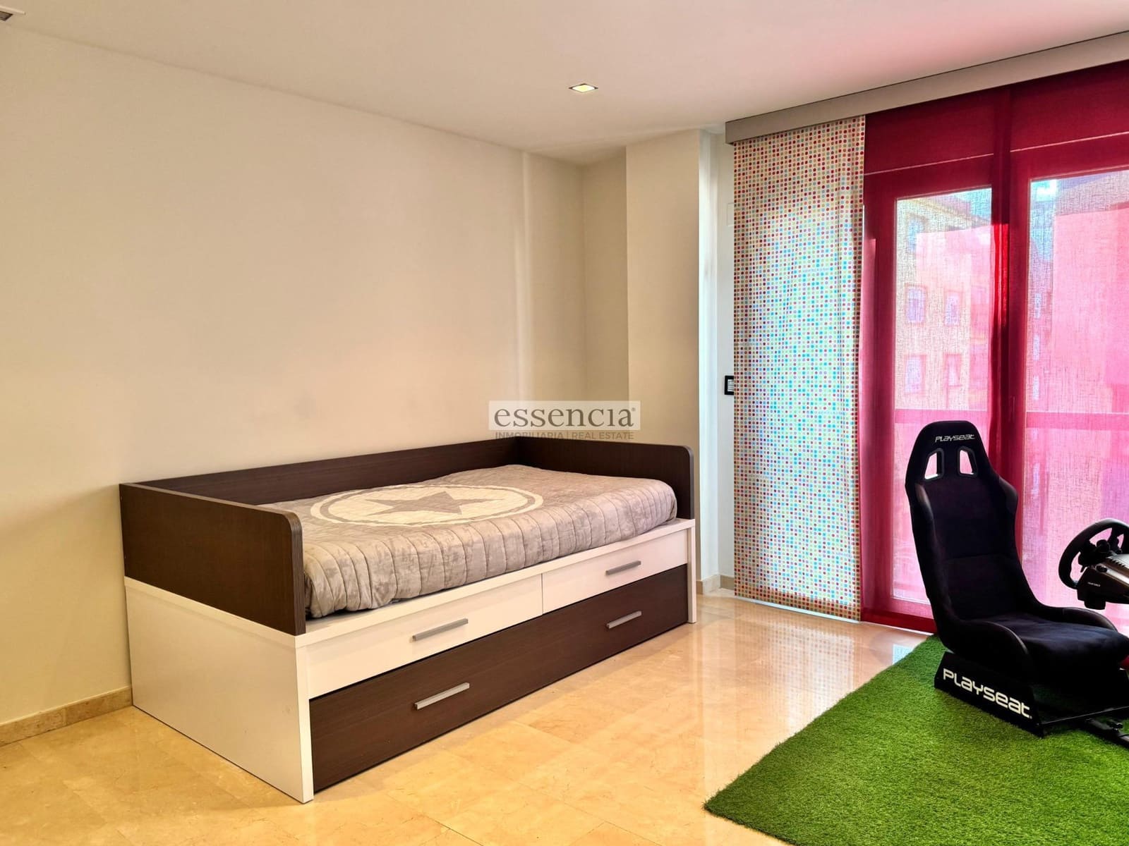 5 sovrum Lägenhet till salu i Gandia med garage - 460 000 € (Ref: 9437683)