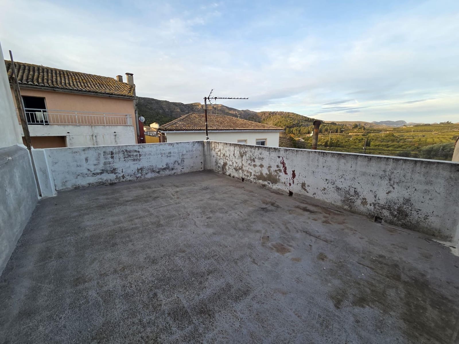 3 slaapkamer Huis te koop in Llocnou de Sant Jeroni - € 89.900 (Ref: 9440047)