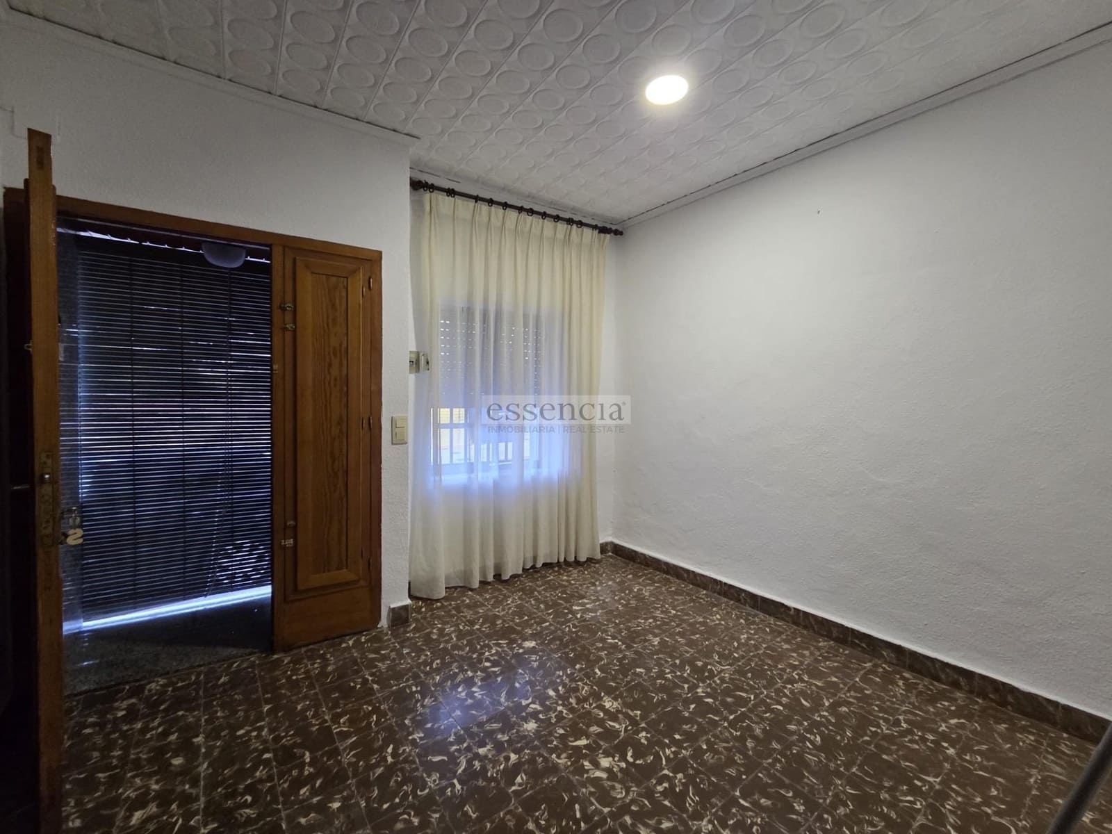 3 bedroom Townhouse for sale in Llocnou de Sant Jeroni - € 89,900 (Ref: 9440047)