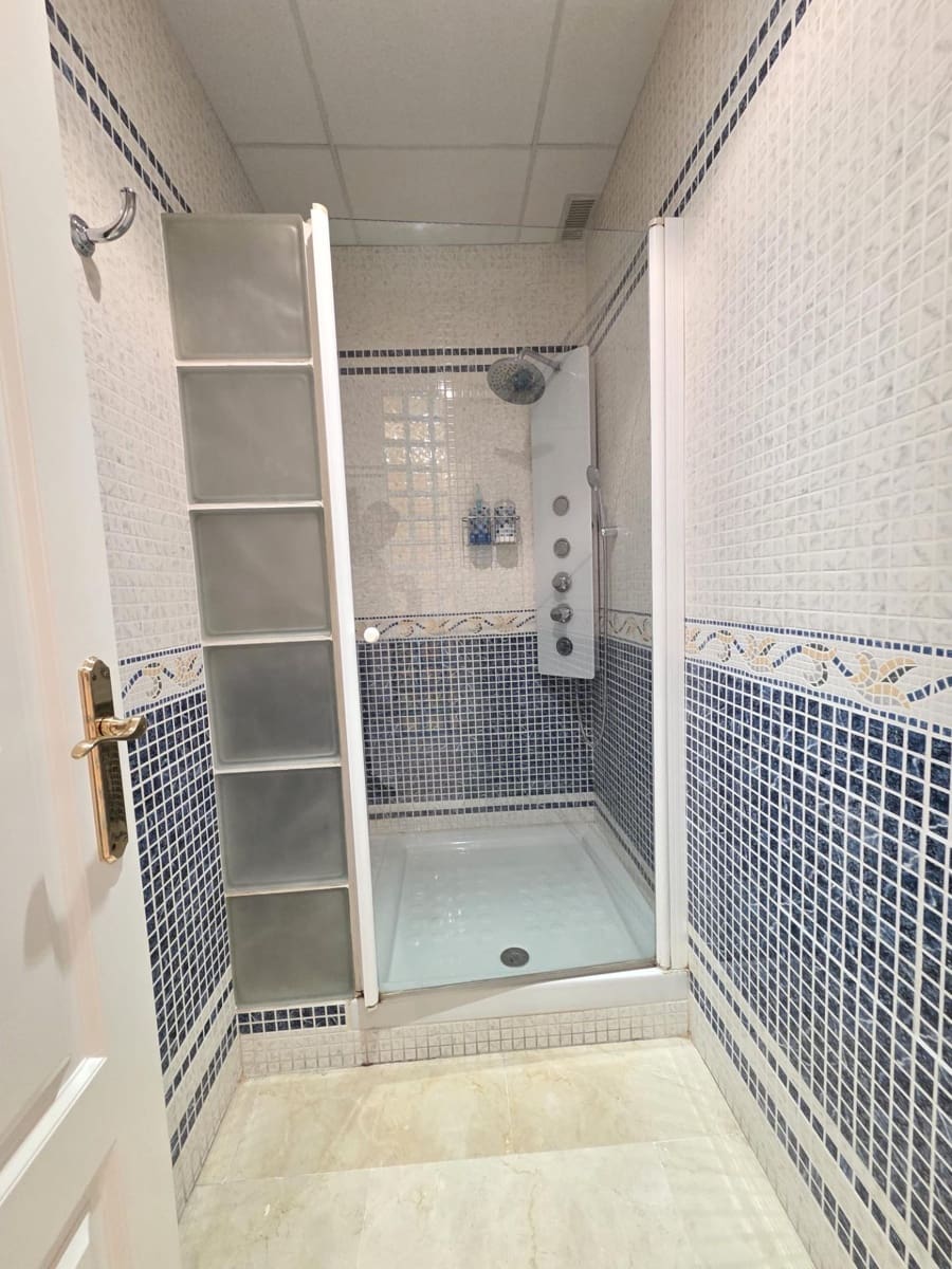 5 soveværelse Lejlighed til salg i Gandia - € 210.000 (Ref: 9452072)