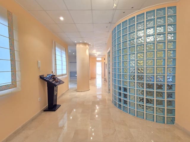 5 soveværelse Lejlighed til salg i Gandia - € 210.000 (Ref: 9452072)