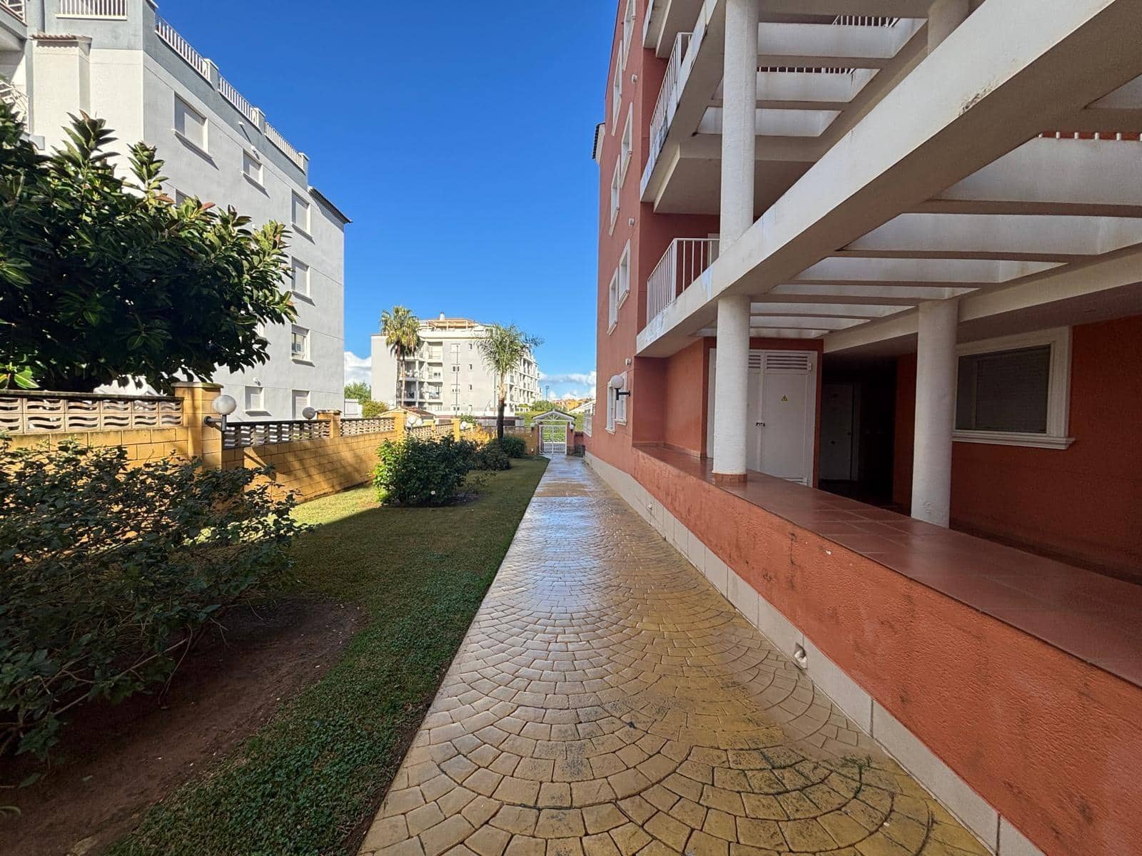 2 soveværelse Lejlighed til salg i Denia med swimmingpool garage - € 270.000 (Ref: 9465584)