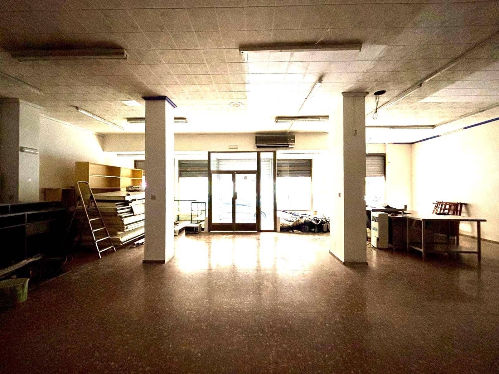 Komercyjne na sprzedaż w Gandia - 85 000 € (Ref: 9468443)