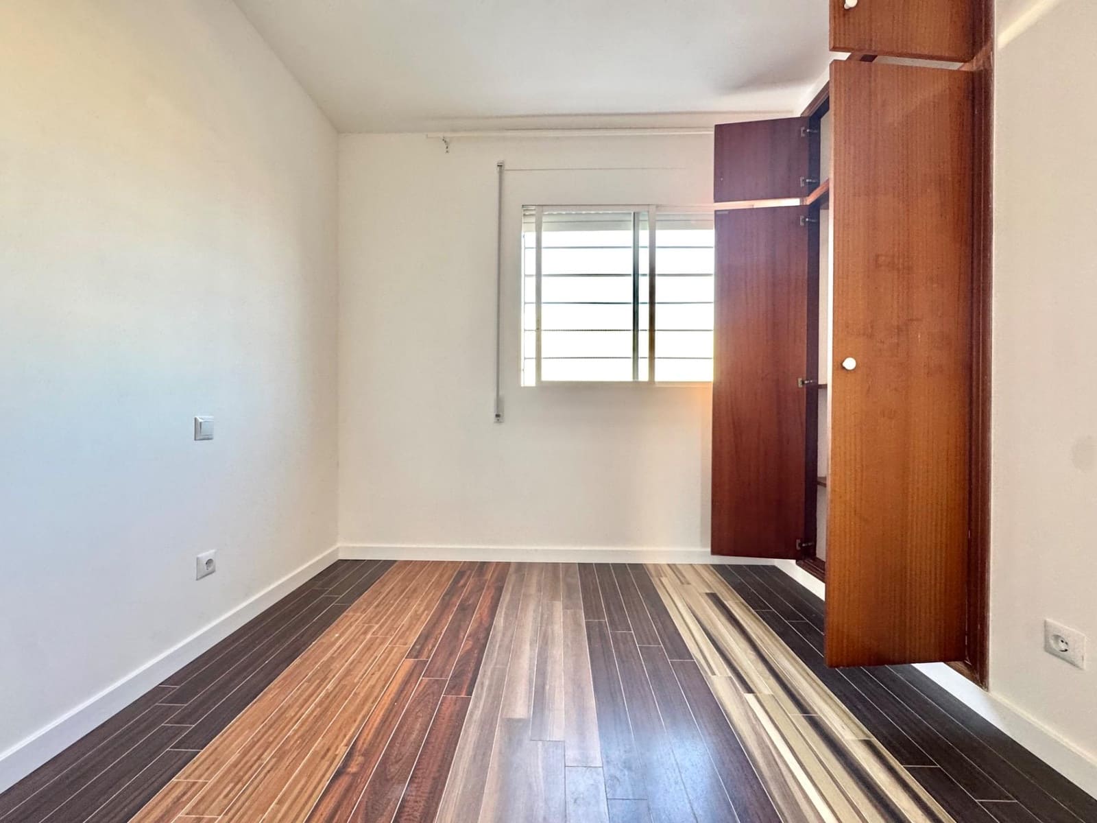 3 makuuhuone Asunto myytävänä paikassa Gandia - 119 900 € (Ref: 9472927)