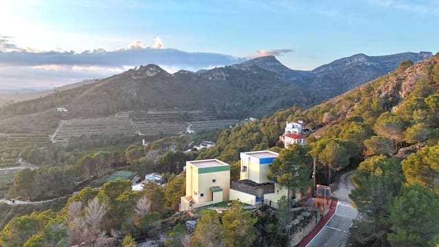 3 Zimmer Villa zu verkaufen in Almiserat / Almiserà mit Garage - 179.900 € (Ref: 9474157)