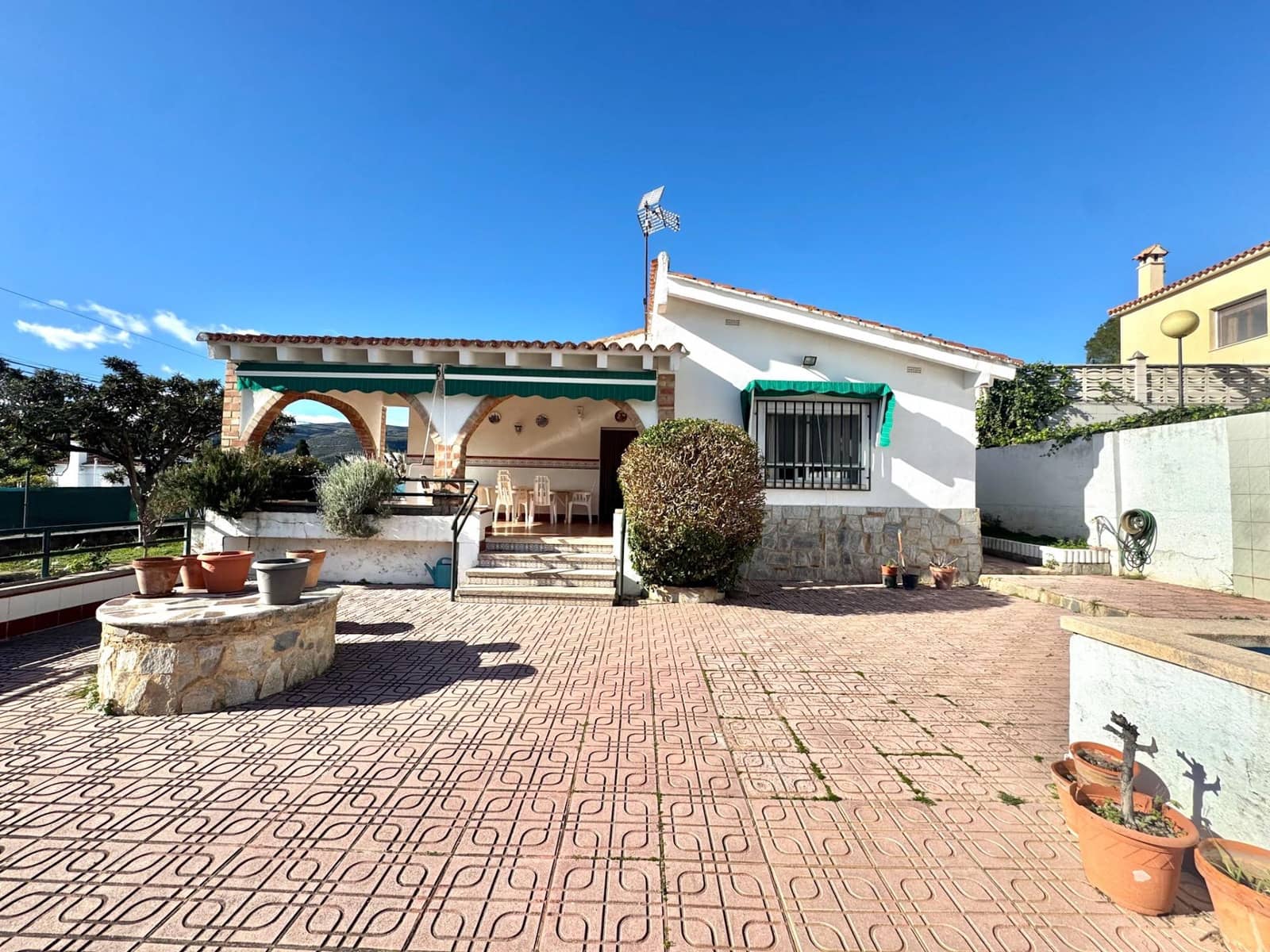 3 makuuhuone Huvila myytävänä paikassa Palma de Gandia mukana uima-altaan 
autotalli - 219 000 € (Ref: 9474884)