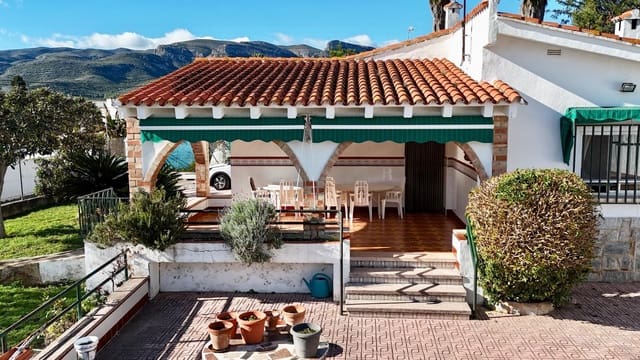 3 slaapkamer Villa te koop in Palma de Gandía met zwembad garage - € 219.000 (Ref: 9474884)