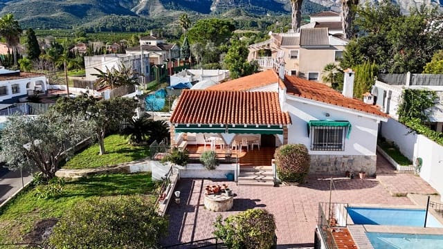 3 slaapkamer Villa te koop in Palma de Gandía met zwembad garage - € 219.000 (Ref: 9474884)