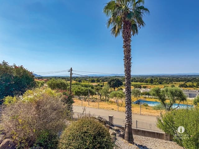 4 chambre Villa/Maison à vendre à Palau-saverdera avec piscine - 560 000 € (Ref: 10007771)