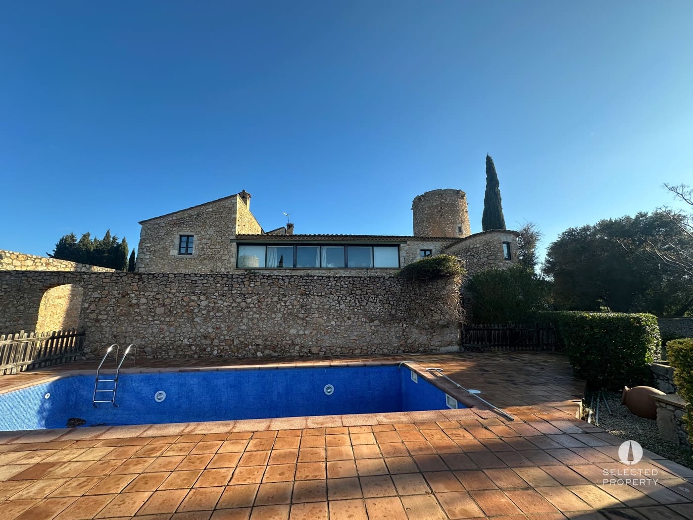 5 soveværelse Byhus til salg i L'Escala - € 1.800.000 (Ref: 8909791)