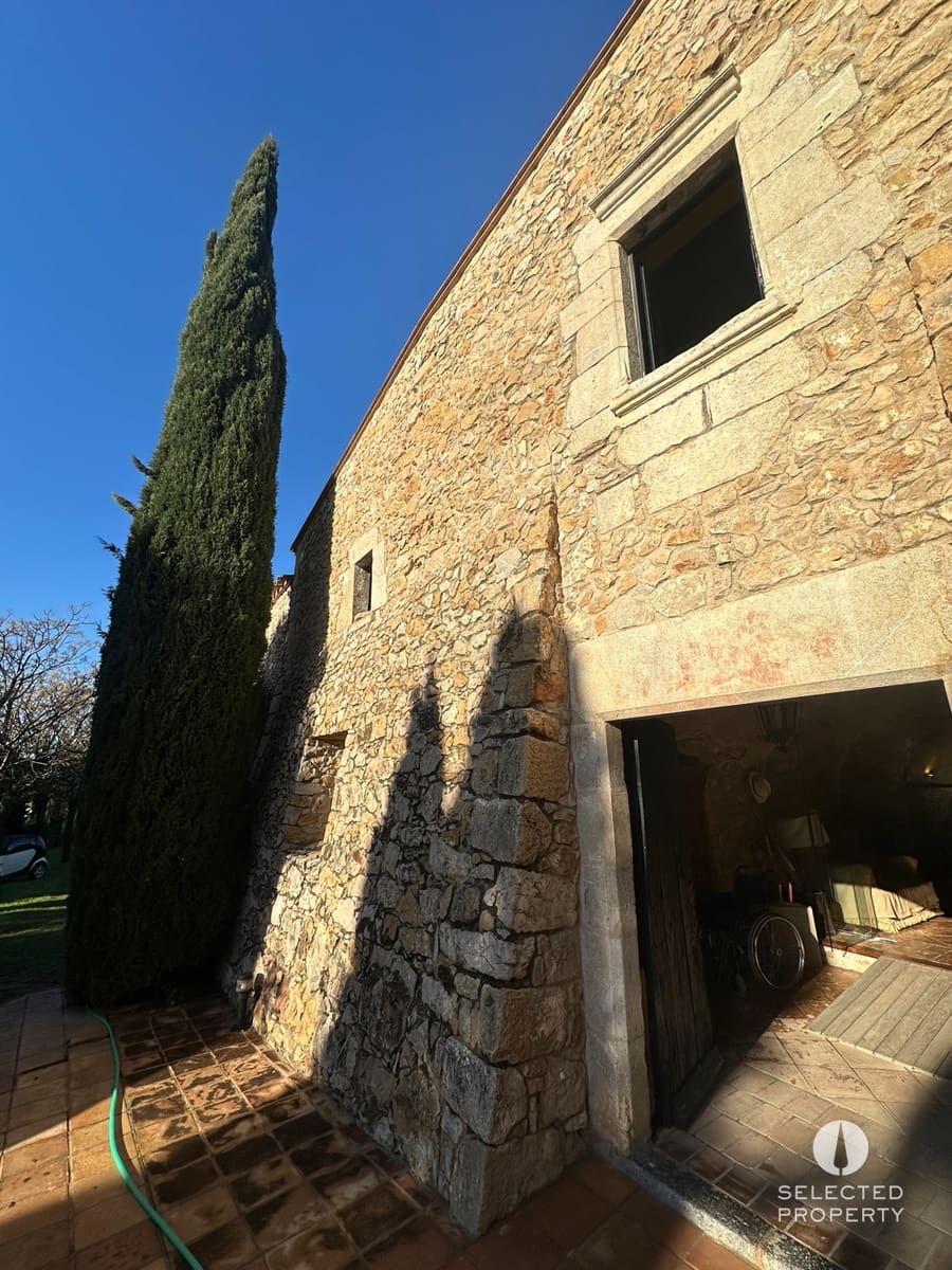 5 soveværelse Byhus til salg i L'Escala - € 1.800.000 (Ref: 8909791)