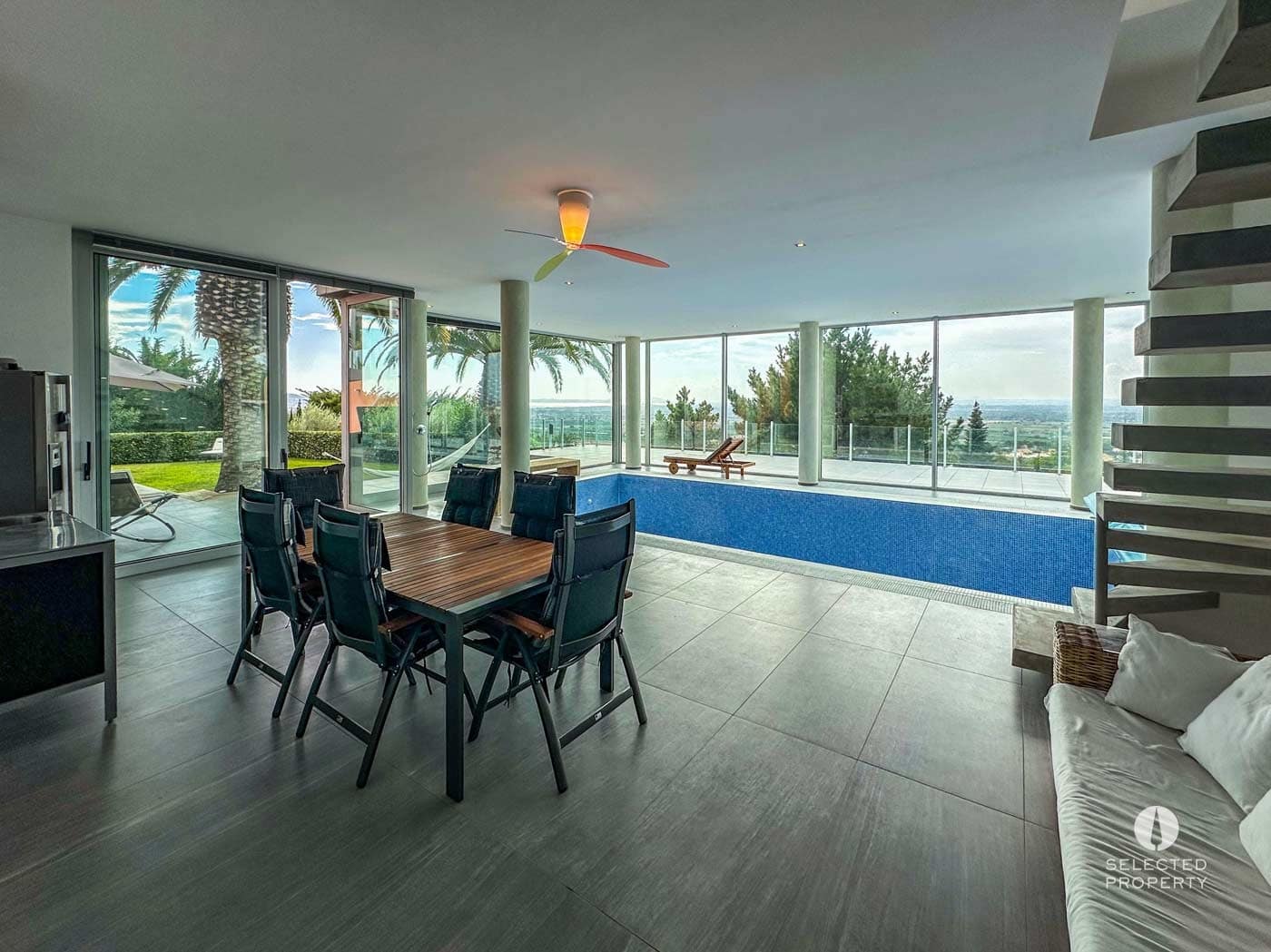 4 bedroom Villa for sale in Pau with pool - € 1,250,000 (Ref: 8909793)