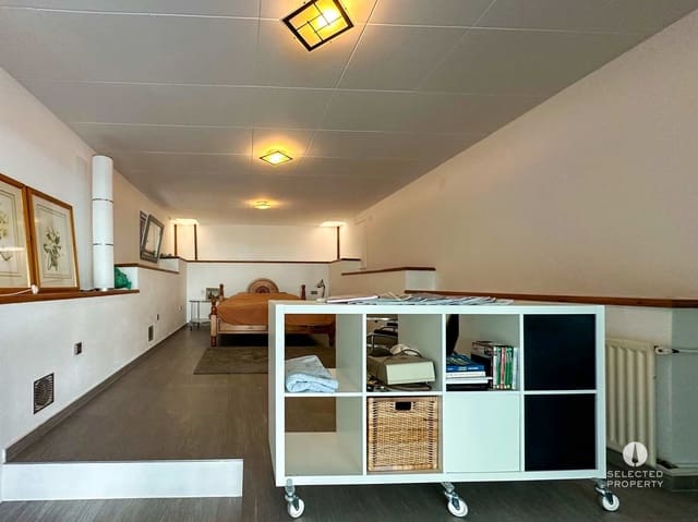 4 bedroom Villa for sale in Pau with pool - € 1,250,000 (Ref: 8909793)