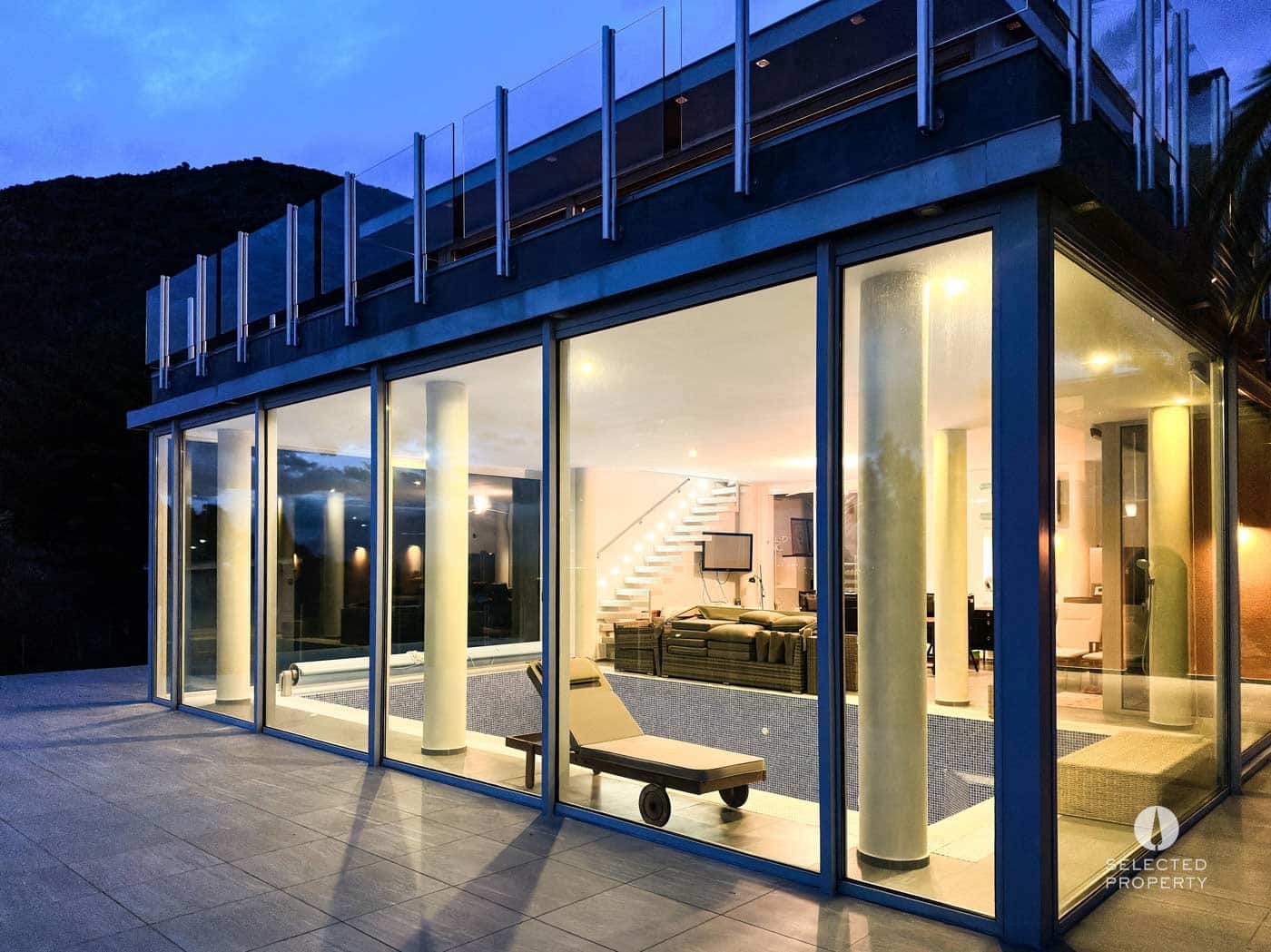 4 bedroom Villa for sale in Pau with pool - € 1,250,000 (Ref: 8909793)