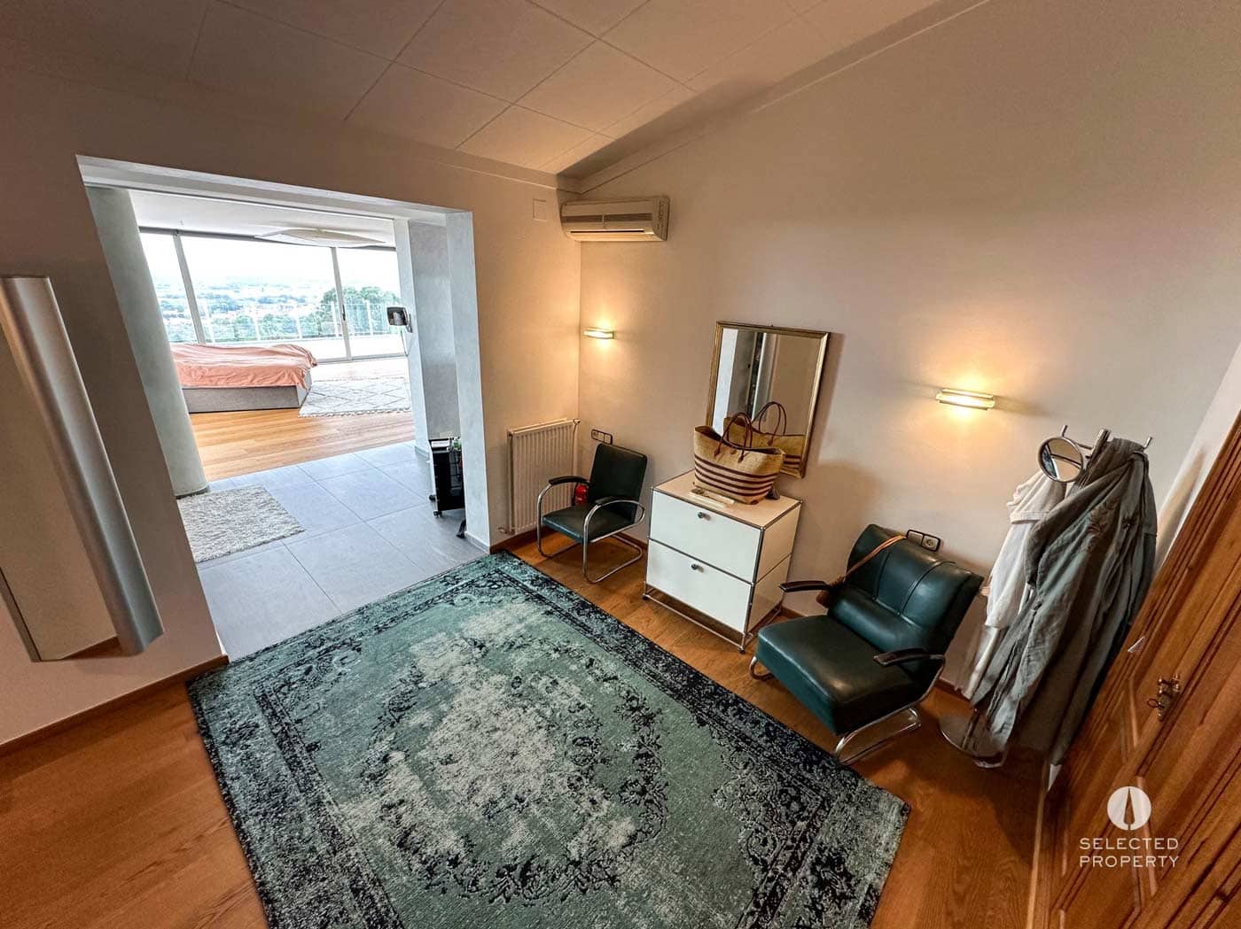 4 bedroom Villa for sale in Pau with pool - € 1,250,000 (Ref: 8909793)