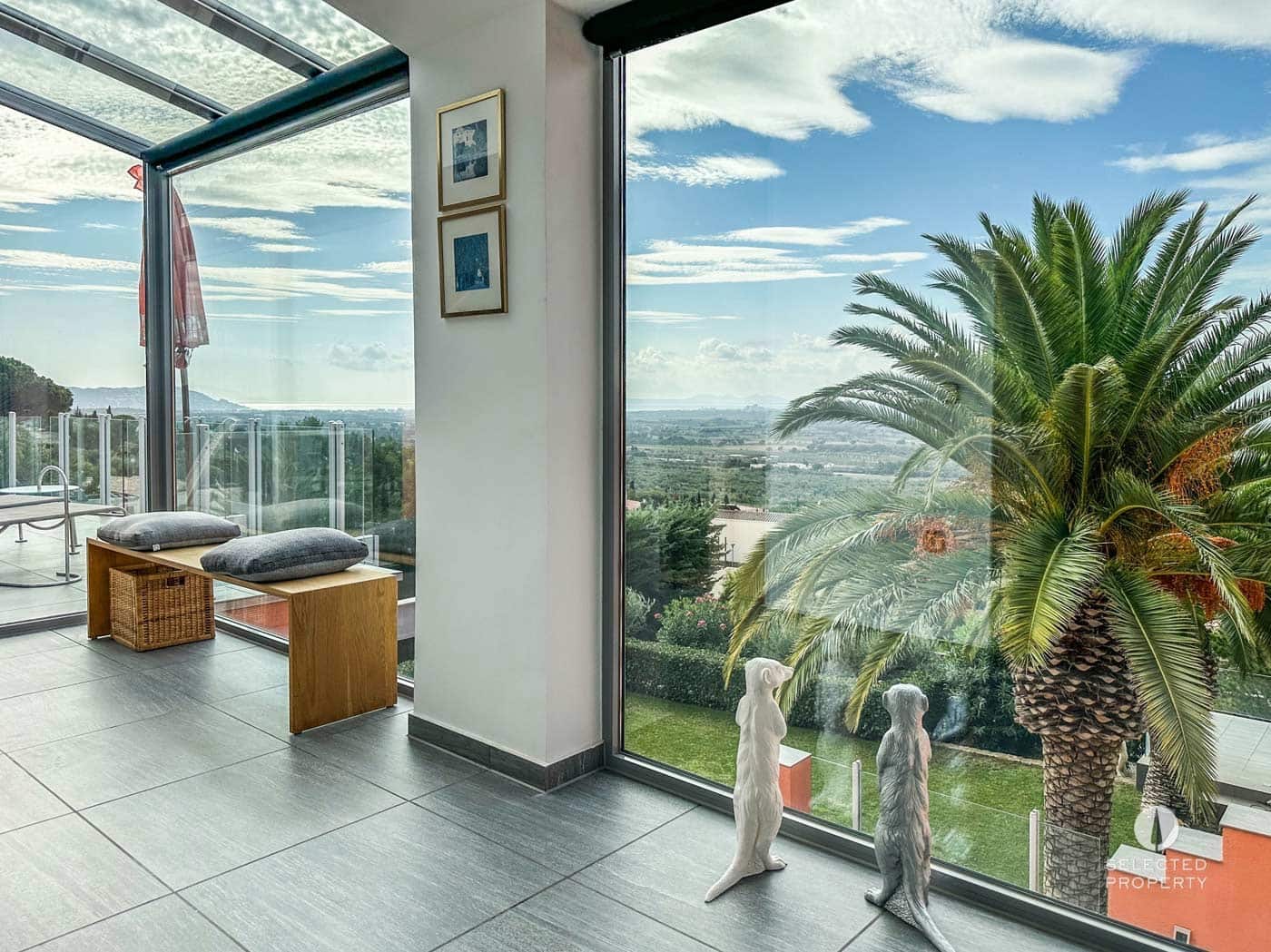 4 bedroom Villa for sale in Pau with pool - € 1,250,000 (Ref: 8909793)