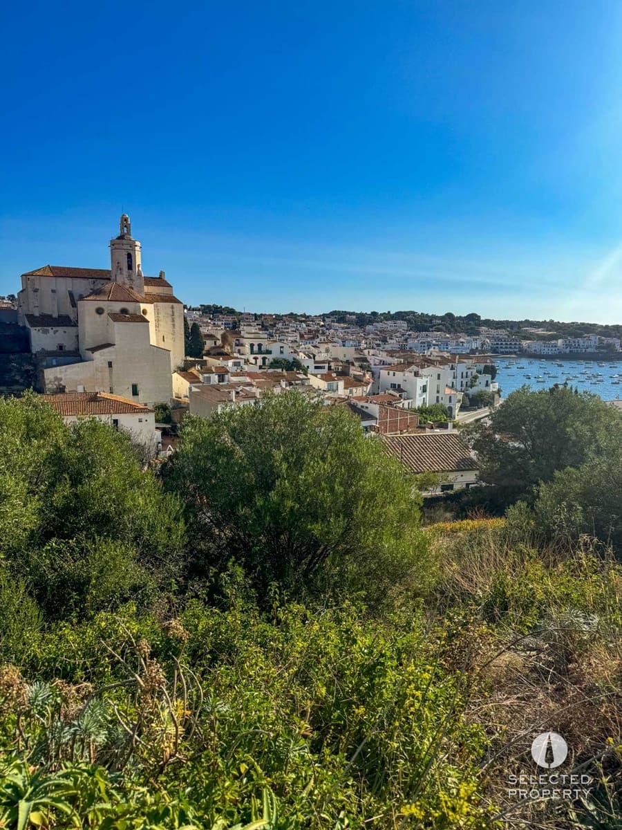 Grunde uden byggetilladelser til salg i Cadaques - € 1.585.000 (Ref: 8909794)