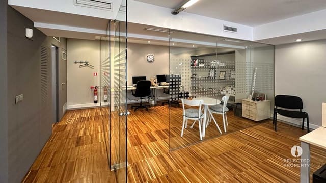 Kontor til salgs i Girona by - € 130 000 (Ref: 8909799)