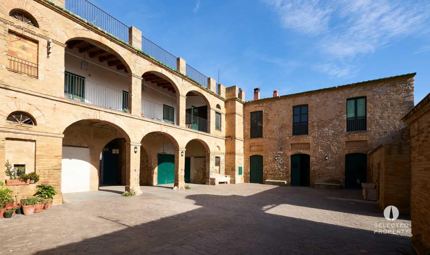 13 soverom Hus til salgs i Castello d'Empuries - € 4 200 000 (Ref: 8912248)