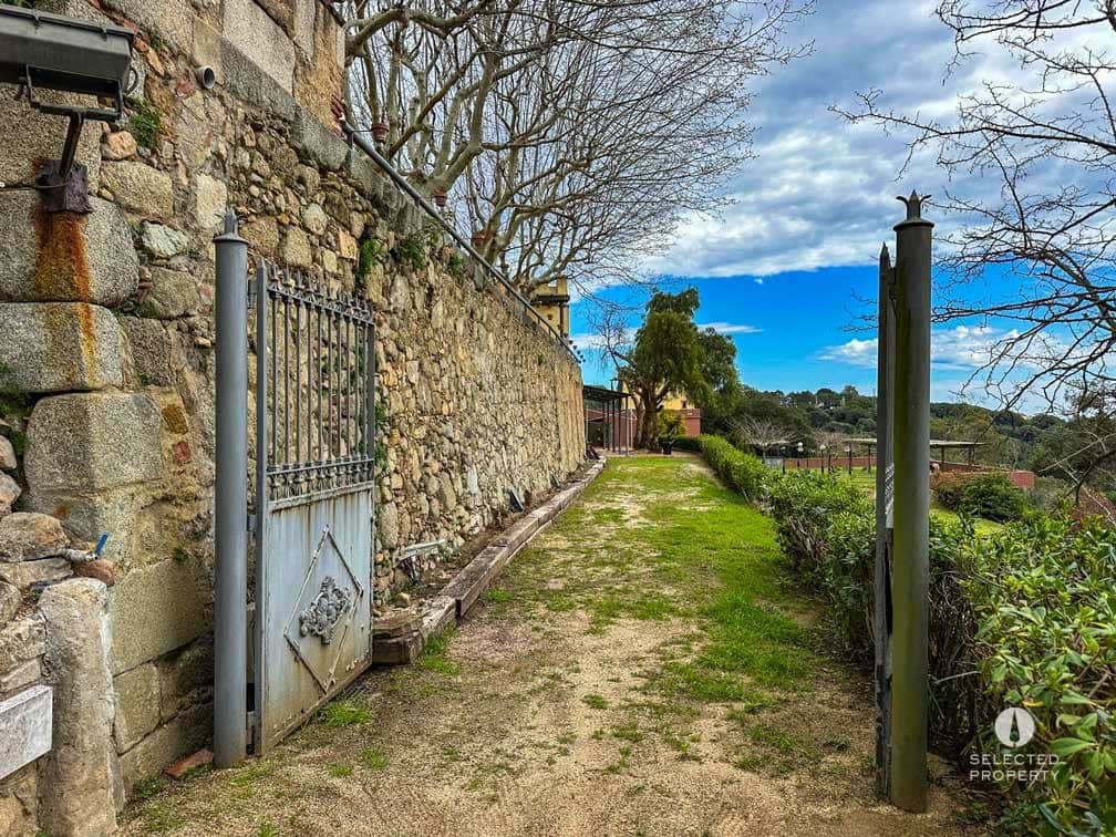 Maison de Ville à vendre à Sant Andreu de Llavaneres avec piscine - 6 000 000 € (Ref: 8924872)