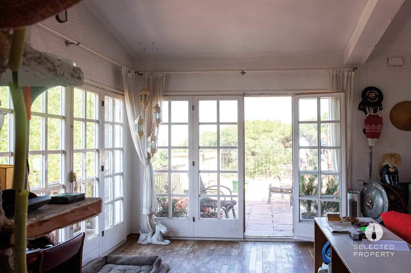 9 soveværelse Byhus til salg i La Roca del Valles med swimmingpool garage - € 850.000 (Ref: 8924873)