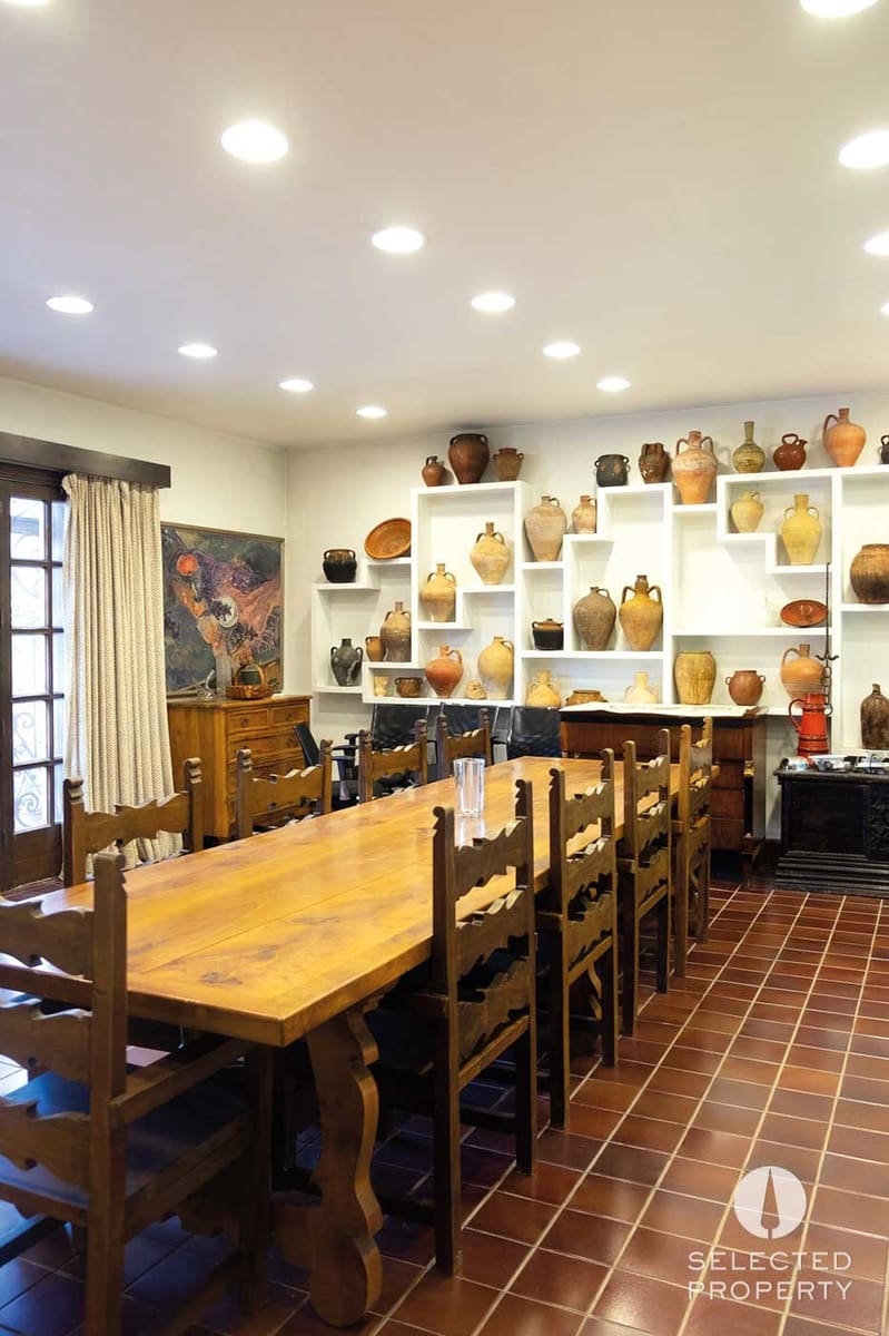 9 soveværelse Byhus til salg i La Roca del Valles med swimmingpool garage - € 850.000 (Ref: 8924873)