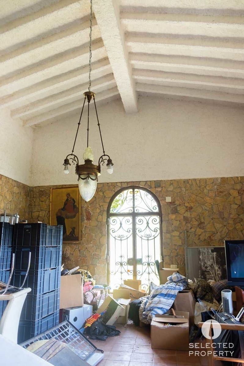 9 soveværelse Byhus til salg i La Roca del Valles med swimmingpool garage - € 850.000 (Ref: 8924873)