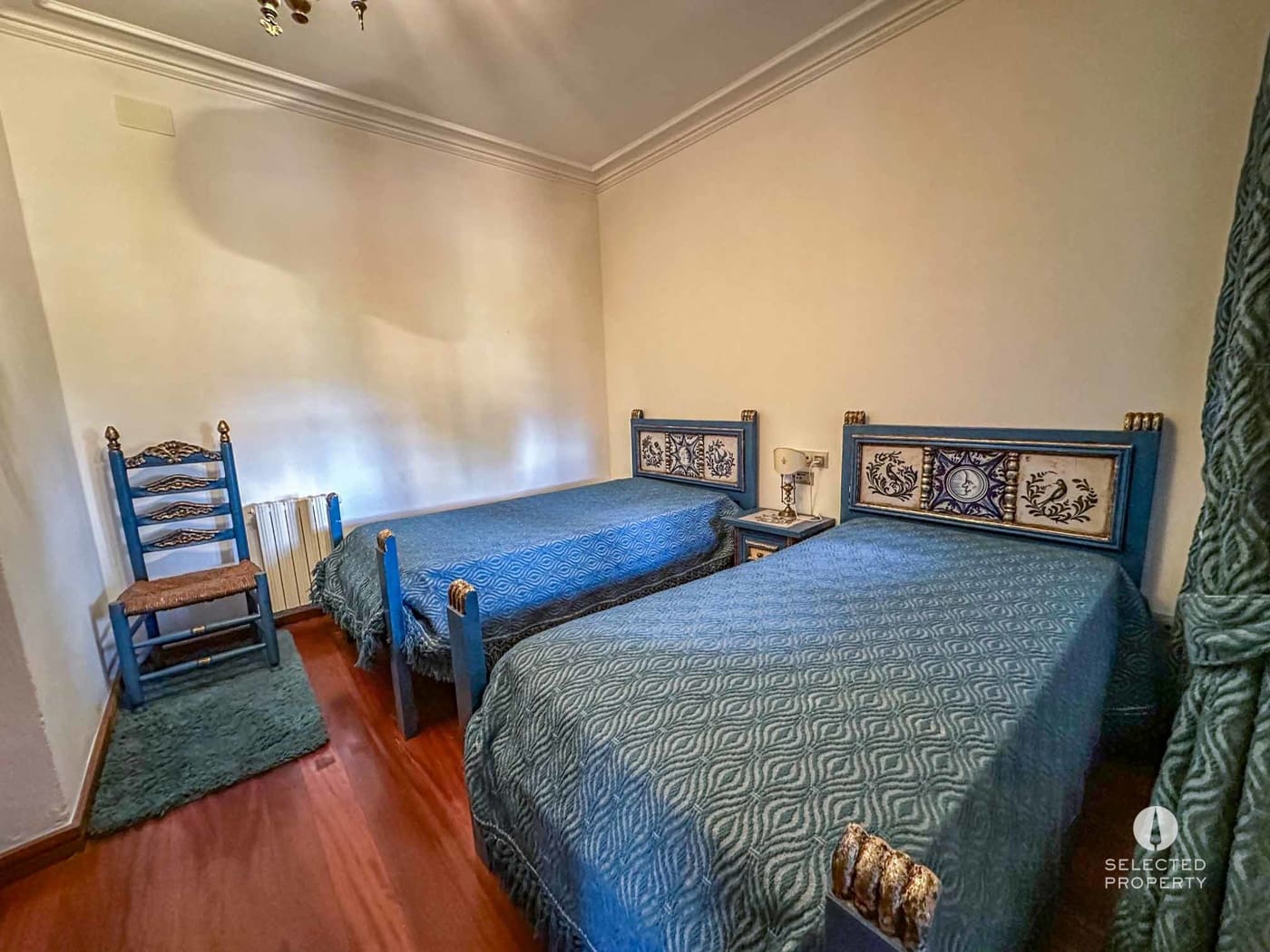 5 soveværelse Byhus til salg i Ordis med swimmingpool - € 580.000 (Ref: 8987817)