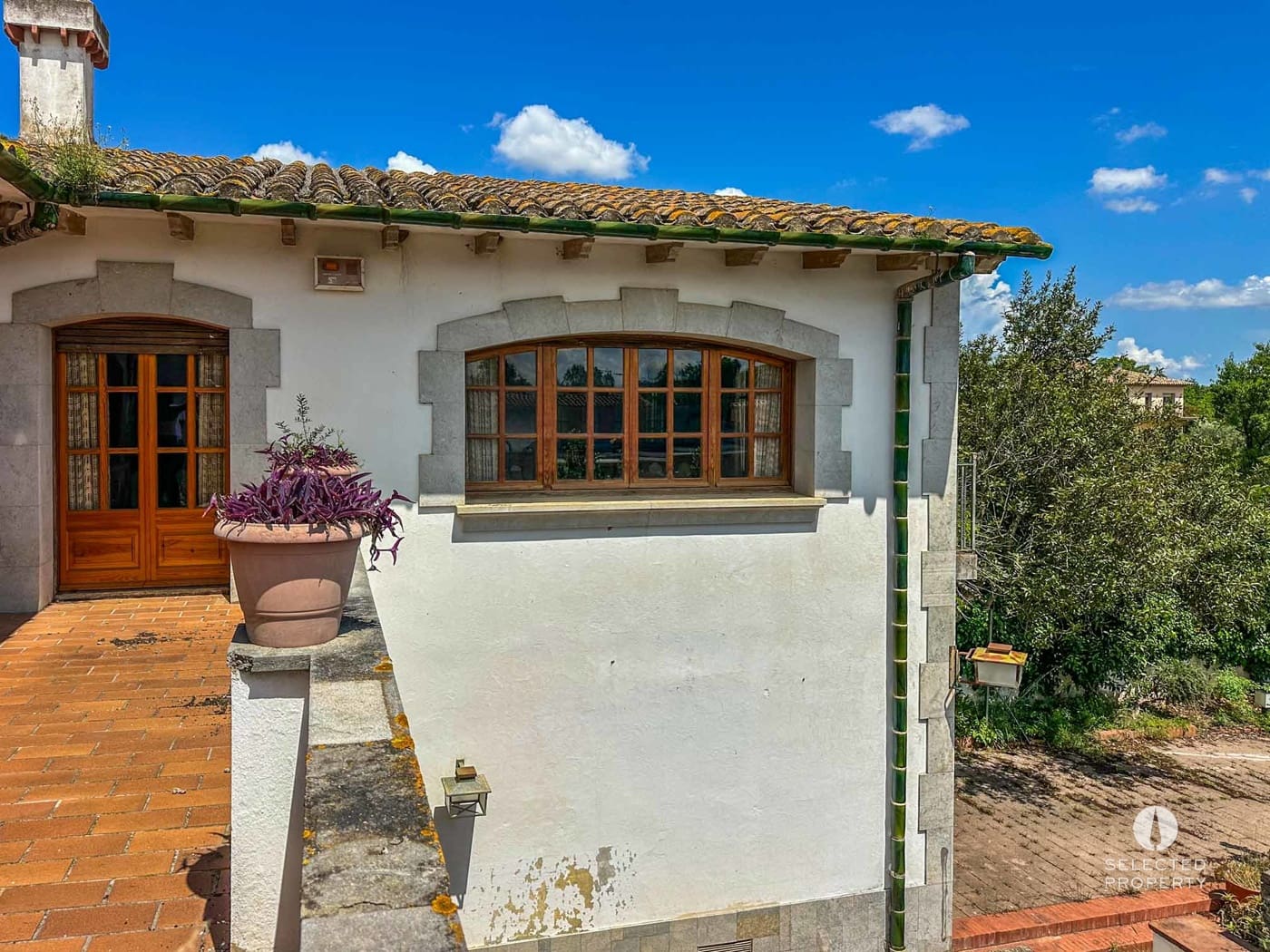 5 soveværelse Byhus til salg i Ordis med swimmingpool - € 580.000 (Ref: 8987817)