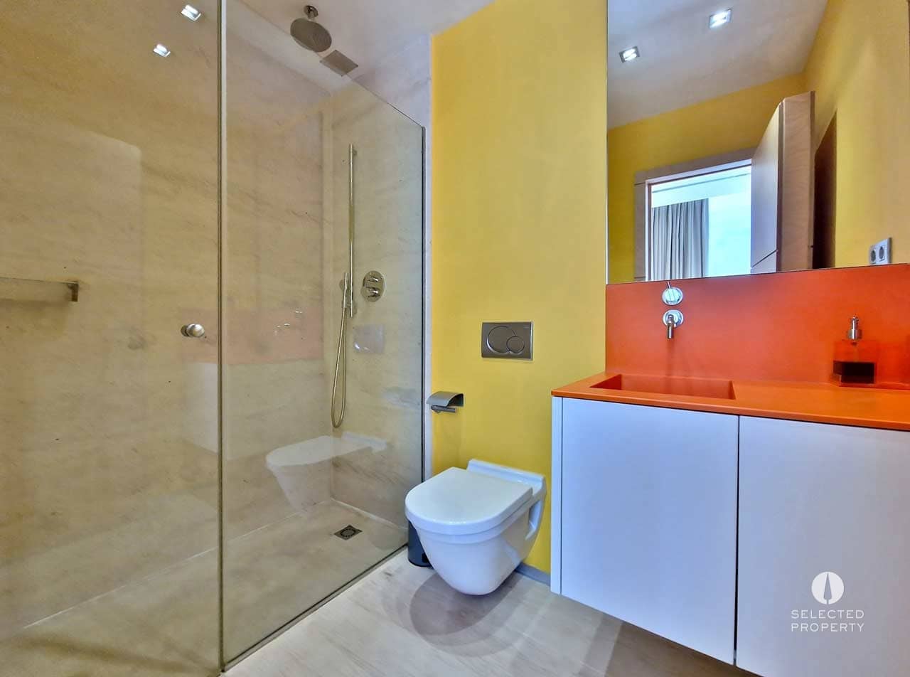 3 sypialnia Willa na sprzedaż w Empuriabrava z basenem - 1 595 000 € (Ref: 9009821)