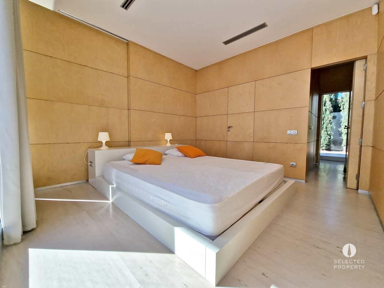 3 sypialnia Willa na sprzedaż w Empuriabrava z basenem - 1 595 000 € (Ref: 9009821)