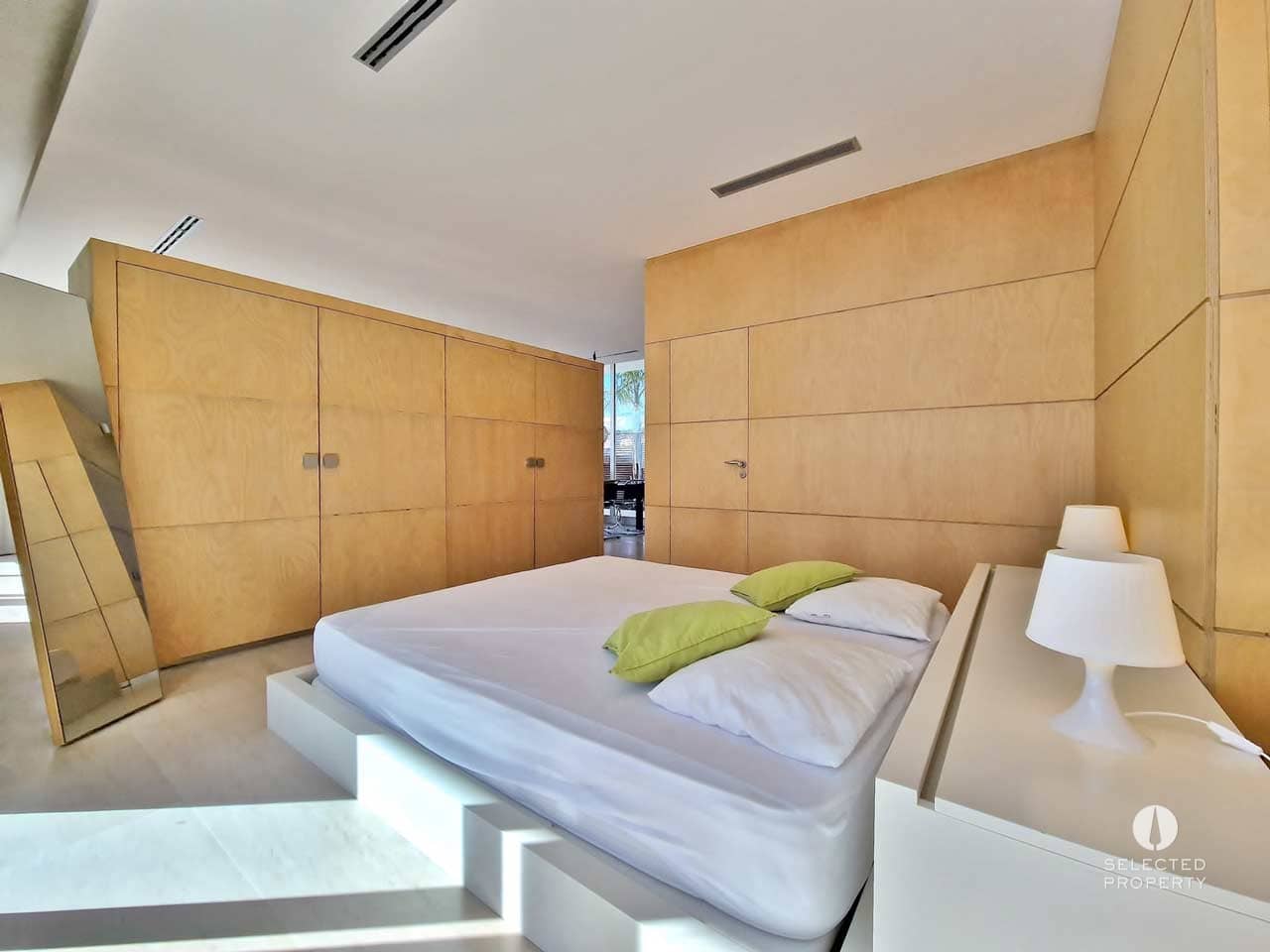 3 sypialnia Willa na sprzedaż w Empuriabrava z basenem - 1 595 000 € (Ref: 9009821)