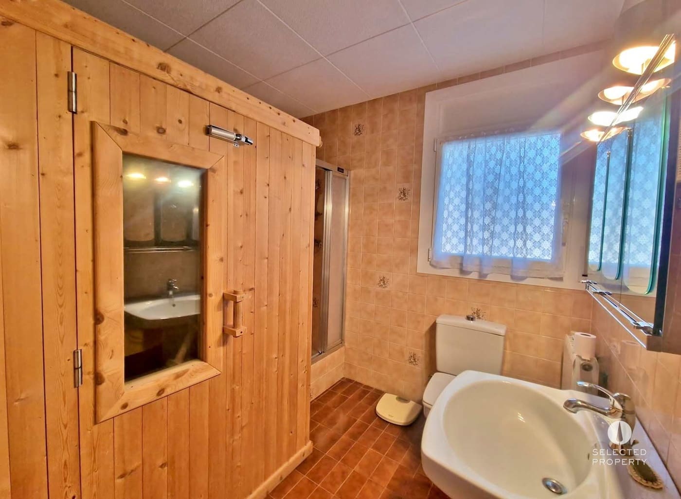 8 chambre Villa/Maison à vendre à Empuriabrava - 1 300 000 € (Ref: 9009824)