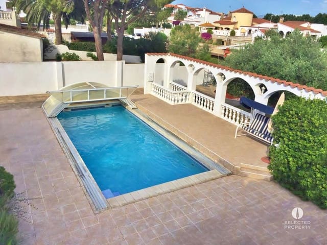 8 sypialnia Willa na sprzedaż w Empuriabrava, Castelló d'Empúries - 1 300 000 € (Ref: 9009824)