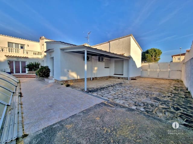 8 sypialnia Willa na sprzedaż w Empuriabrava, Castelló d'Empúries - 1 300 000 € (Ref: 9009824)