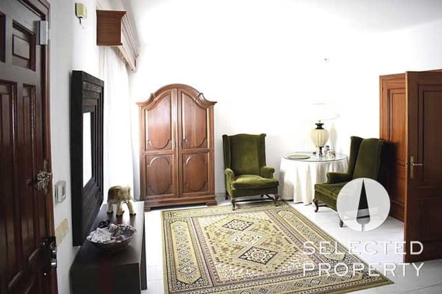 9 soverom Hus til salgs i Roses med svømmebasseng - € 997 850 (Ref: 9013503)