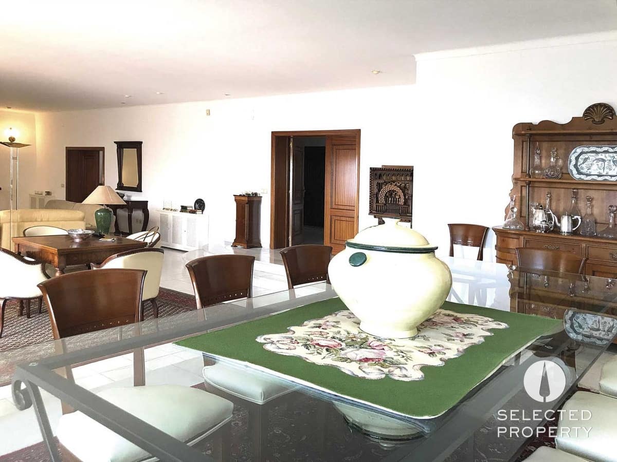 9 soveværelse Byhus til salg i Roses med swimmingpool - € 997.850 (Ref: 9013503)