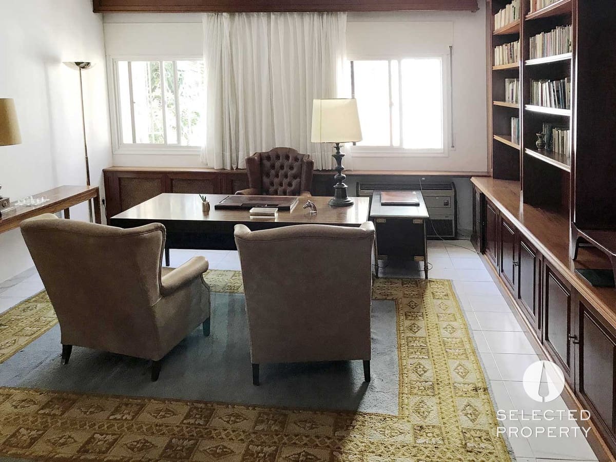 9 soveværelse Byhus til salg i Roses med swimmingpool - € 997.850 (Ref: 9013503)