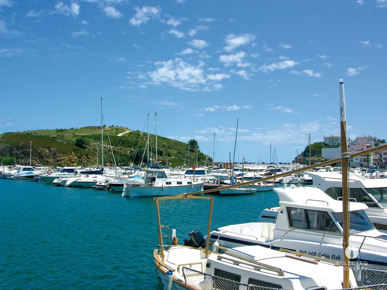 Hotel para venda em Grifeu - 2 500 000 € (Ref: 9109413)