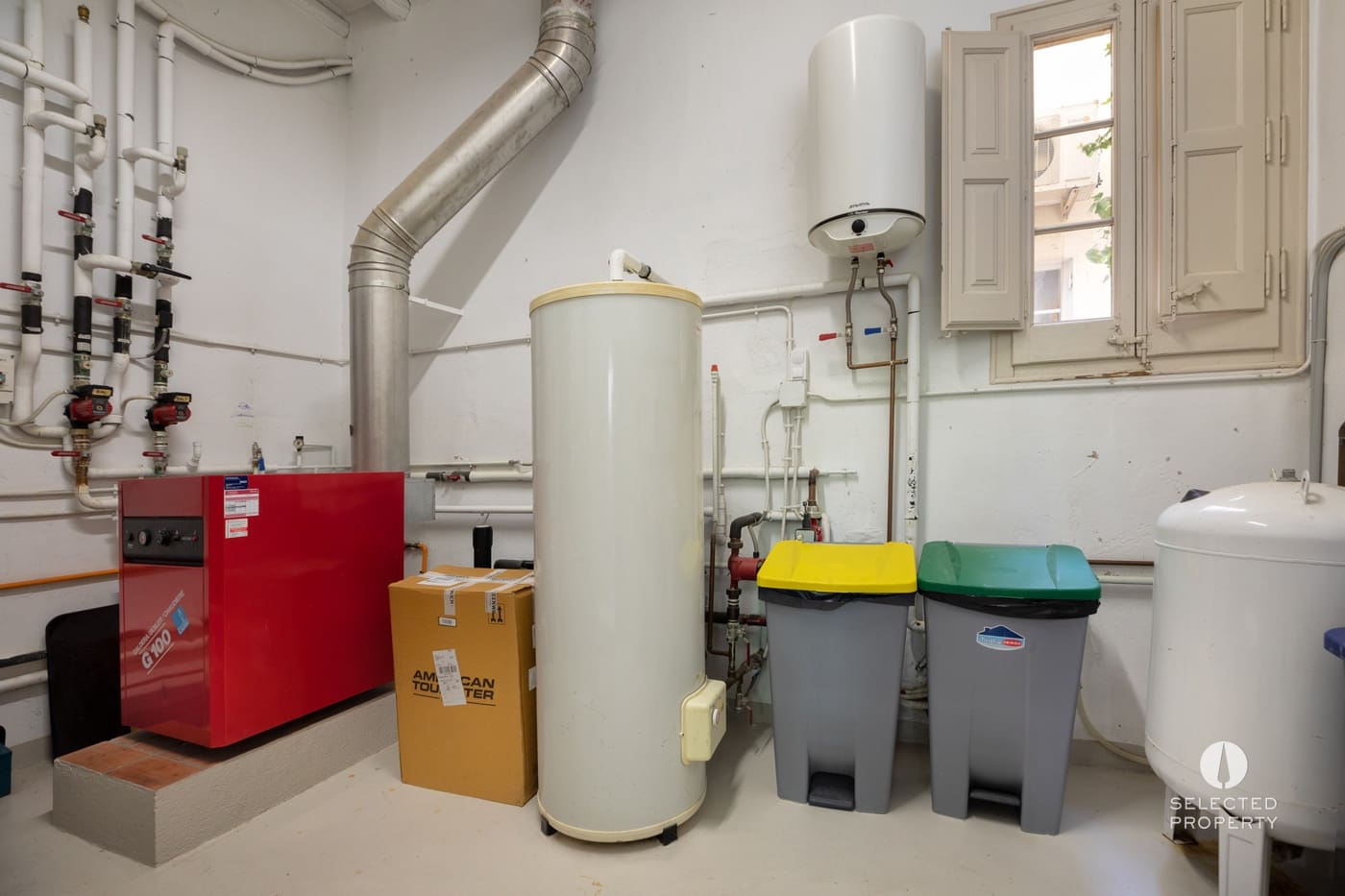 8 bedroom Hotel for sale in Torroella de Fluvia with pool - € 1,495,000 (Ref: 9403656)