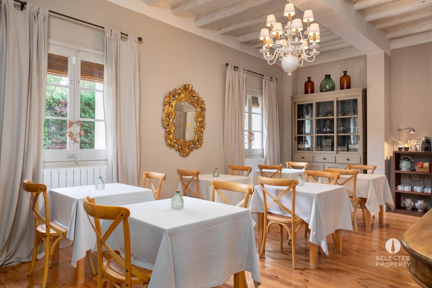 8 bedroom Hotel for sale in Torroella de Fluvia with pool - € 1,495,000 (Ref: 9403656)