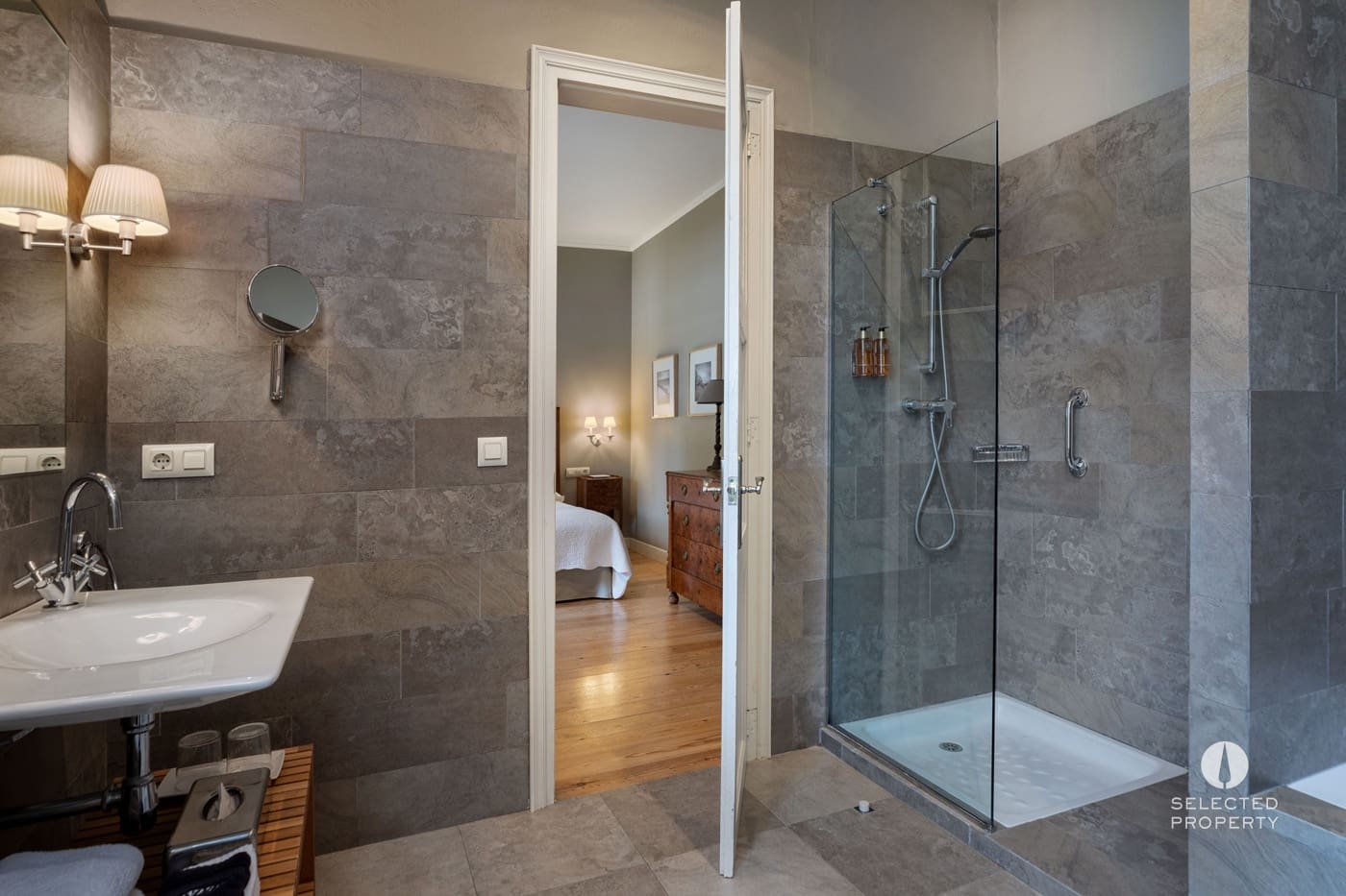 8 bedroom Hotel for sale in Torroella de Fluvia with pool - € 1,495,000 (Ref: 9403656)